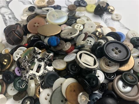 Vintage Buttons Lot Sewing Button Assortment Craft Buttons Etsy