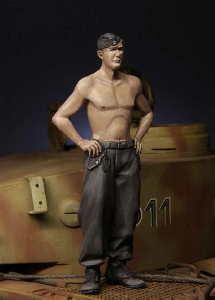 135 Resin Figure Model Kit 118 Wss Panzer Crewman One Figures