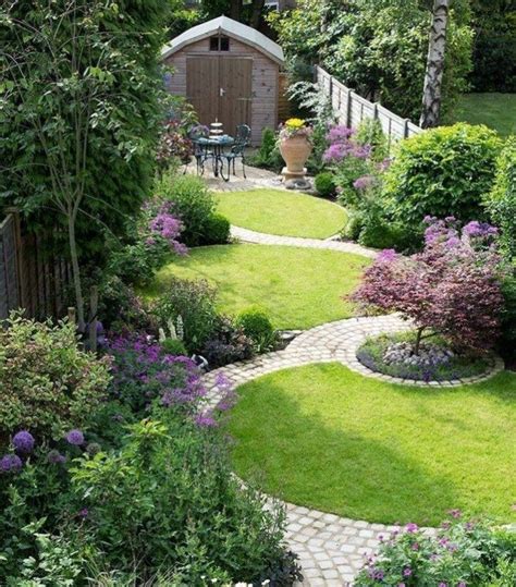 Fascinating Cottage Garden Ideas To Create Cozy Private Spot 28 Small