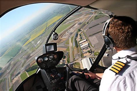 Scenic Silverstone Helicopter Flight For 4 Pleasure Flights Tours Sightseeing Ts