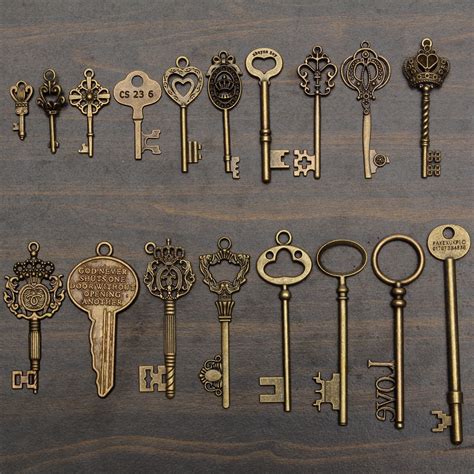 70pcs Vintage Bronze Skeleton Keys Lock Antique Old Look Steampunk