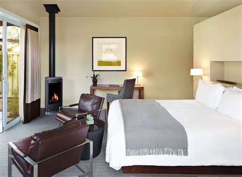 Just use the let us know what you need section of the booking page to let the apartment know you want to book a ride, and they will contact you via. Indian Springs Resort & Spa (Calistoga, CA | California ...