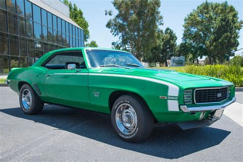 69 Camaro Rsss Green Machine