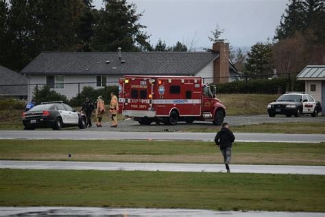 Anacortes Fire Responds To Small Plane Crash Skagit Breaking