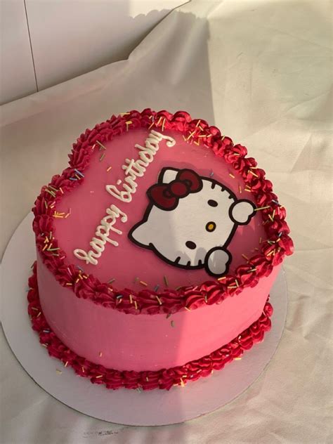 Hello Kitty Torte Bolo Da Hello Kitty Hello Kitty Birthday Cake Mini