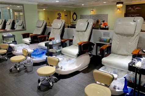 New Nail Salon Pure Nail Bar Opens Its Doors In Denvers Central