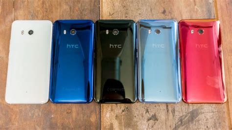 Htc Unveils A Flagship That You Can Squeeze