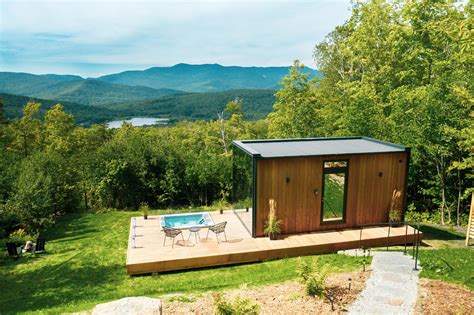 This Tiny Glass House In Vermont Is One Of Airbnbs Most Wanted Homes