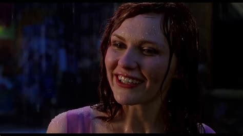 Spider Man Saves Mary Jane Upside Down Kiss Scene Spider Man 2002