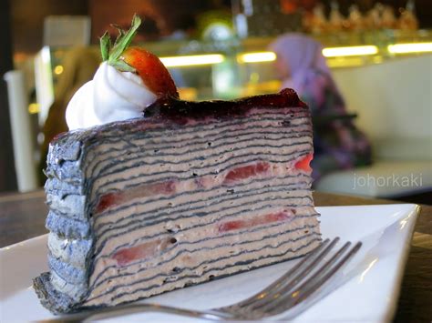 Download the brand new moonlight cake house app today! Mille Crepe Cakes at Moonlight Cake House in Johor Bahru ...