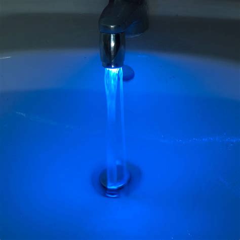 Farbwechsel LED Licht Wasserhahn Wasser Armatur Aufsatz Ohne Batteri