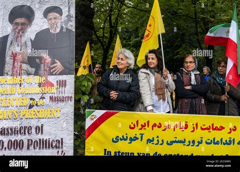 2022 09 24 15 22 05 la haya activistas durante una manifestación de solidaridad tras la muerte