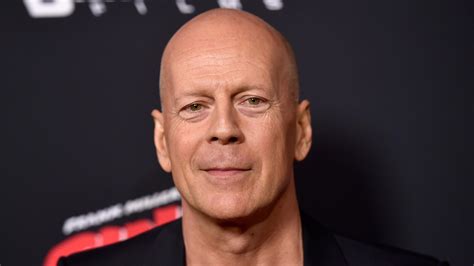 bruce willis to retire from acting after aphasia diagnosis