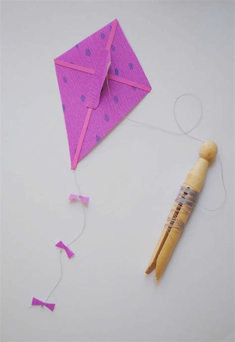 How To Make A Miniature Kite Diy Kite Kite Making Kite