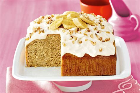 This banana cake recipe is the best! How to line a square cake tin