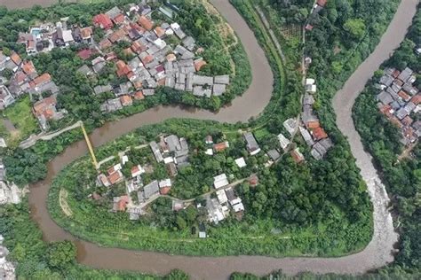 Anies Harus Selesaikan Proyek Normalisasi Sungai Di Sisa Masa Jabatan
