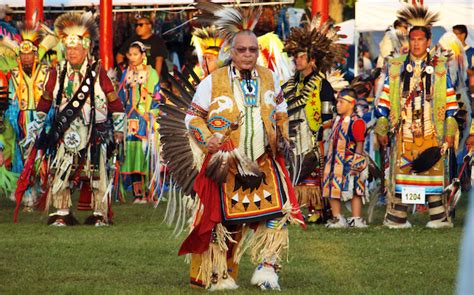 10 ways to learn about native american culture