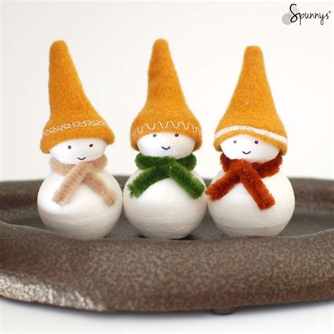 Diy Christmas Decorations Homemade Snowman Ornaments • Spunnys