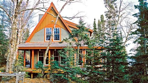 9 Cozy Cabins Under 1000 Square Feet