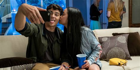 Best Teen Romance Movies On Netflix Cinemaholic