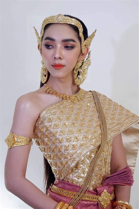 🇰🇭 Cambodia Beauty Queen Wearing National Costume ⚜️ Amazing Cambodia