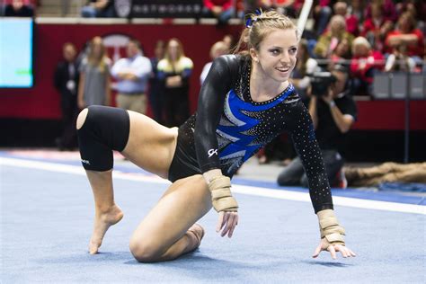 Byu Gymnastics Loses Tight Competition To Central Michigan The Daily Universe
