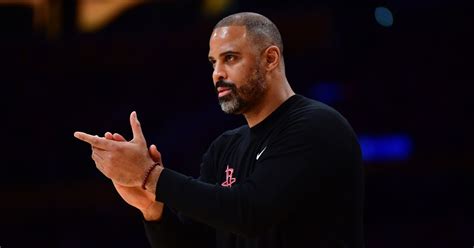 Houston Rockets Ime Udoka Ejected After Confrontation With Los Angeles