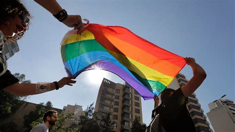 russia moves to tighten restrictions under gay propaganda law 5 points world news