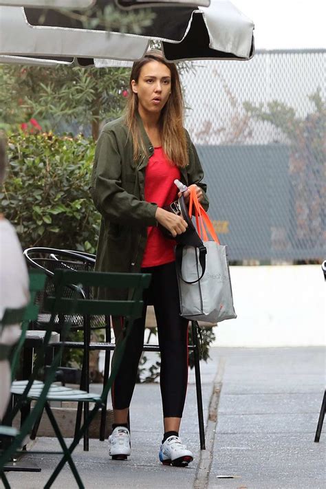 Jessica Alba Hangs Out With Her Class Mates Outside A Spin Class In Los