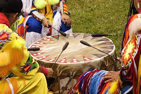 Powwows Display Beauty Artistry Of Native American Culture Security First Bank