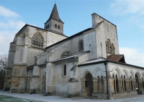 Église De Saint Amand Sur Fion Toerisme In Marne En Champagne