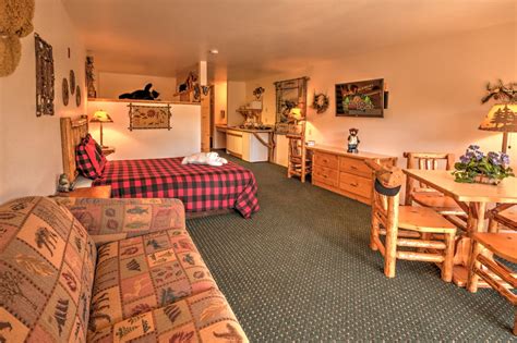 Rooms And Suites Meadowbrook Resort In Wisconsin Dells Meadowbrook