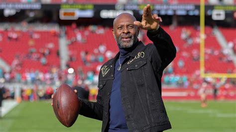 Jerry Rice Wears Incredible Chain To 49ers Playoff Game Yardbarker