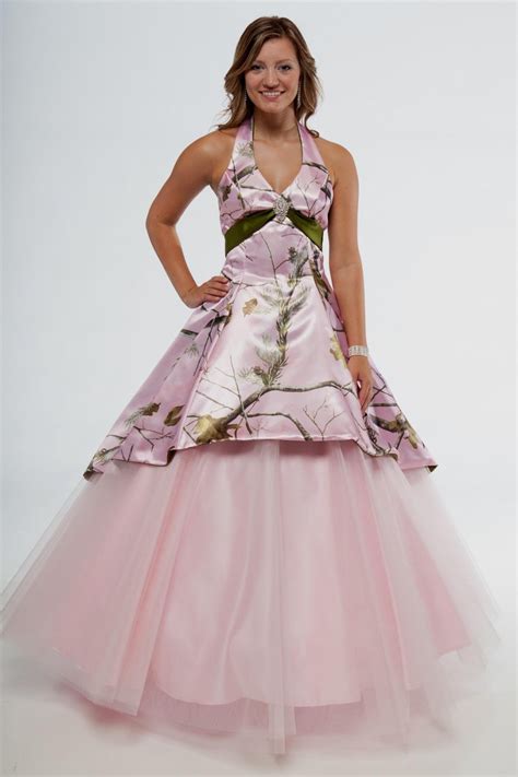 How To Look Feminine In Camo Wedding Dresses The Best Wedding Dresses