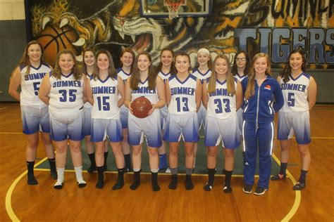 Meet The 2018 19 Sumner Varsity Girls Basketball Team Photos