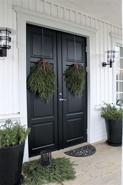 25 Fabulous Farmhouse Front Door Design And Decor Ideas Indoot Outdoor