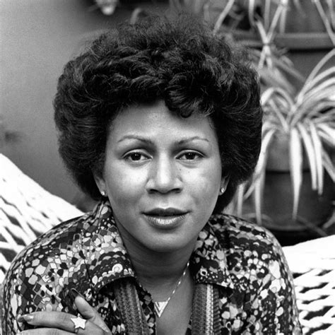 The Perfect Angel 40 Beautiful Photos Of Minnie Riperton In The 1960s And 70s Vintage Everyday