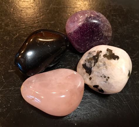 Love Stones Love Crystals Healing Crystals And Stones Etsy