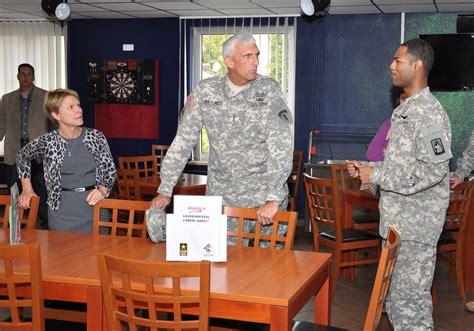 Usareur Commander Shares Ideas With Wiesbaden Boss Members Article