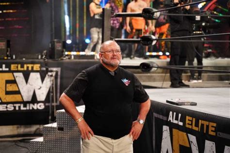 Arn Anderson Has A Lot To Say About Wrestlers Who Slap Their Legs On