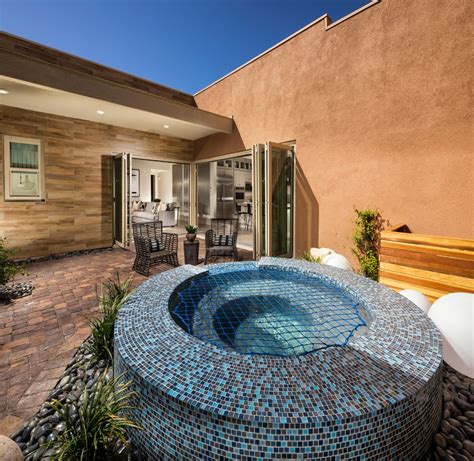 Blending Indoor And Outdoor Living Summerlin