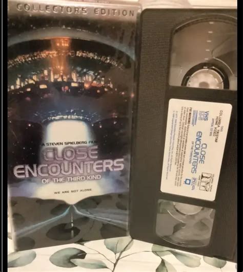 CLOSE ENCOUNTERS OF The Third Kind VHS 1998 Closed Captioned 3 00