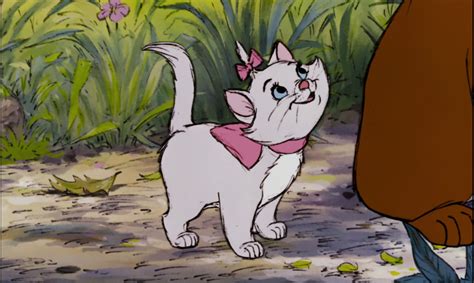 She Is Just Too Adorable Marie From The Aristocats Marie Disney