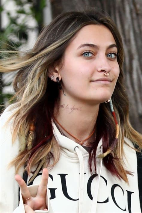 She is the second child and only daughter of michael jackson and debbie rowe. Paris Jackson Street Style - LA 06/27/2020 • CelebMafia