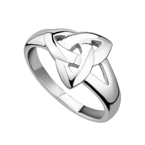 Silver Plain Trinity Knot Ring Solvar Irish Jewellery