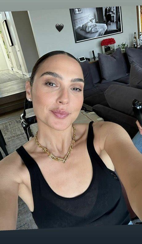 Gal Gadot Nude OnlyFans Leaked Photo TopFapGirls