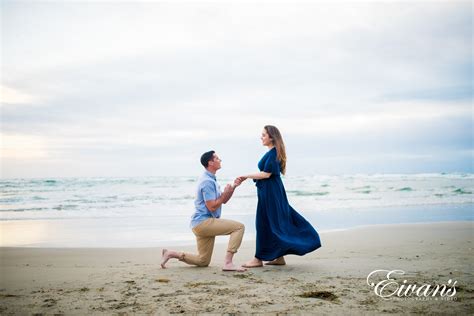 engagement photos at the beach eivan s photography and video