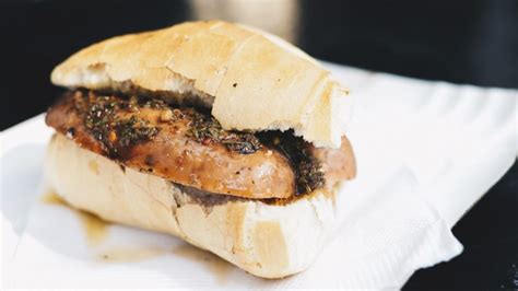 Choripán historia de un sándwich 100 argentino Cucinare