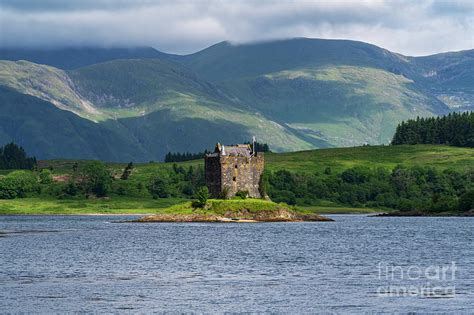 Castle Stalker On Loch Laich Photograph By Bob Phillips Pixels
