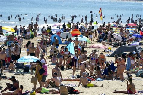 People Camping On Bournemouth Beach Face Being Woken And Handed £1000